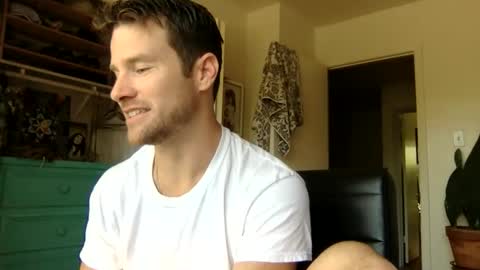 Dr. Love online show from 11/05/25, 05:46