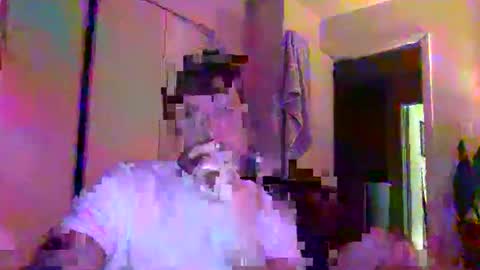 Dr. Love online show from 11/25/25, 01:05