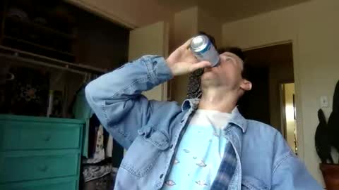 Dr. Love online show from 04/19/26, 02:05