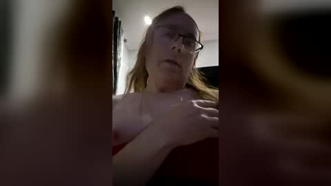 tanya853046 online show from 08/06/26, 09:28
