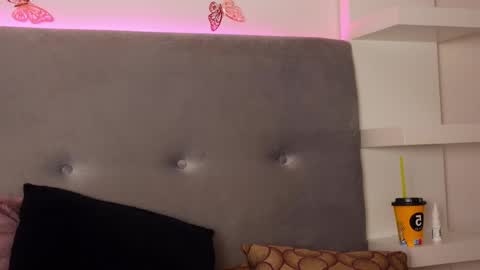 Tania online show from 05/13/26, 04:43