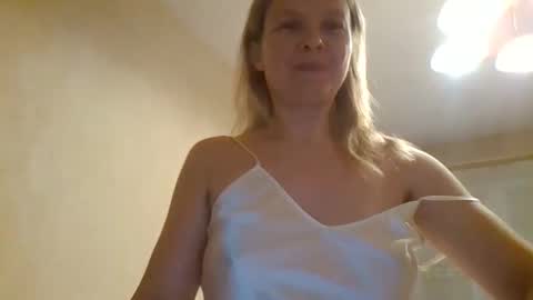 tanystar online show from 12/17/25, 09:43