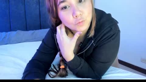 tara__ online show from 11/30/25, 12:36