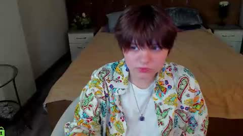 Snapshot of tara_cashews chatting on 06/23/26, 01:47 Tara online show from 06/23/26, 01:47