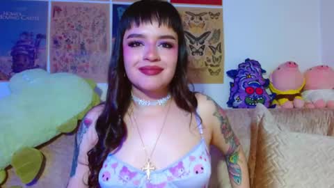 Snapshot of tara_hs chatting on 05/08/26, 12:49 online show from 05/08/26, 12:49