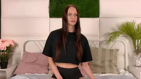 taraharriss online show from 07/06/26, 09:17