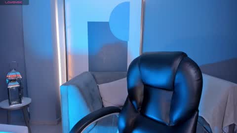 Tara Lawrence online show from 03/06/25, 03:46