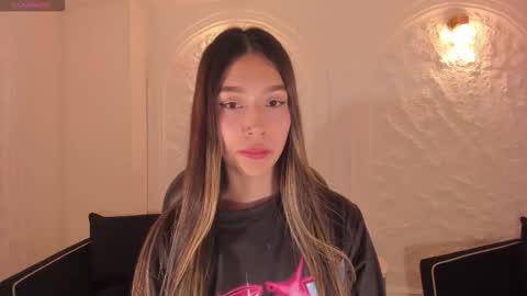 Tara Lawrence online show from 12/21/25, 03:46