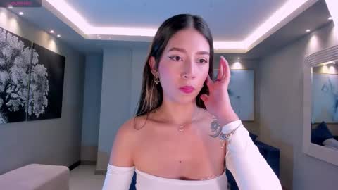 Tara Lawrence online show from 01/17/26, 03:33