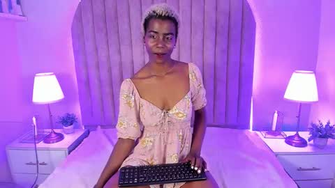 taramasud_ online show from 02/25/26, 12:09