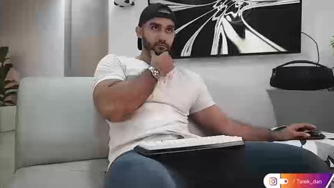 Tarek online show from 03/20/26, 01:32