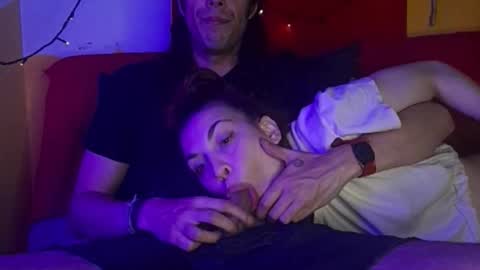 Snapshot of tarian_xxx chatting on 12/14/25, 06:45 T J online show from 12/14/25, 06:45