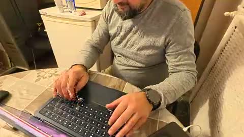 tarkan198 online show from 11/22/25, 09:14