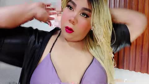 Snapshot of tasha_gatti chatting on 04/26/26, 03:21 instagram Gattitasha online show from 04/26/26, 03:21