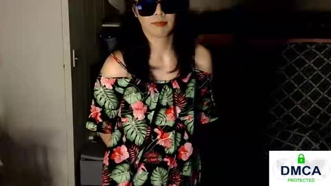 Snapshot of tashakai chatting on 02/21/25, 03:21 TashaKai online show from 02/21/25, 03:21