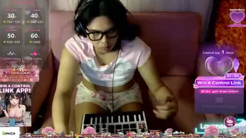 Snapshot of tashakai chatting on 07/10/26, 02:30 TashaKai online show from 07/10/26, 02:30