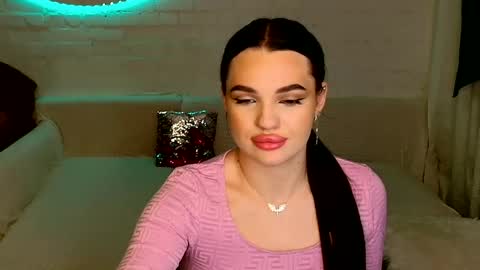 tasty_babyy online show from 01/11/25, 07:27