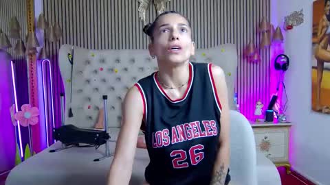 Snapshot of tastypatricia chatting on 06/09/26, 01:23 TastyPatricia online show from 06/09/26, 01:23