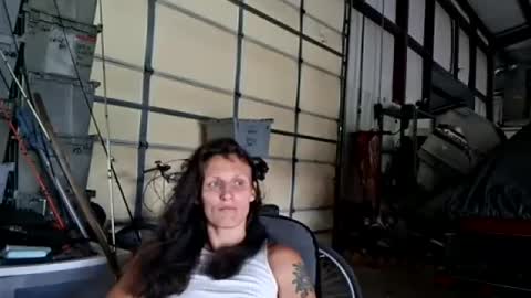 tastypeach6989 online show from 06/26/26, 03:38