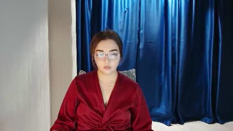 Snapshot of tatamiisweet chatting on 07/15/26, 07:35 Tata online show from 07/15/26, 07:35