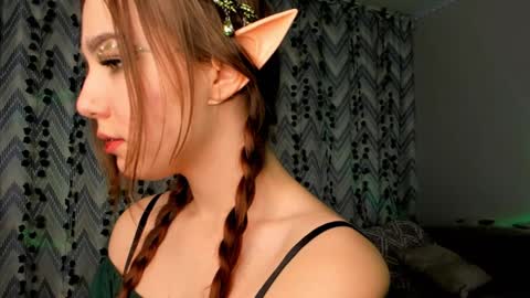 Snapshot of tate_angel chatting on 12/11/24, 05:15 Tate online show from 12/11/24, 05:15