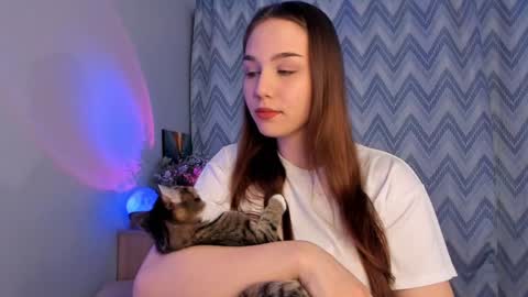 Snapshot of tate_angel chatting on 01/22/25, 06:10 Tate online show from 01/22/25, 06:10