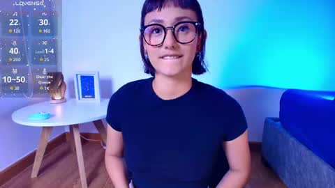 Snapshot of tati_cardenas chatting on 06/19/26, 04:39 AME online show from 06/19/26, 04:39