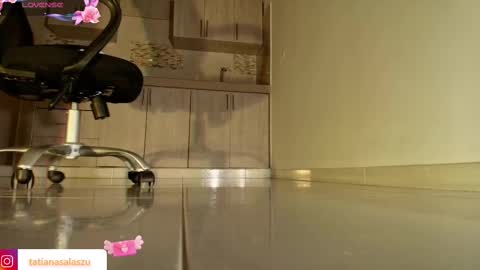 Snapshot of tatiana1004 chatting on 02/07/25, 06:14 tatiana1004 online show from 02/07/25, 06:14