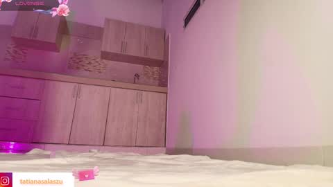 Snapshot of tatiana1004 chatting on 02/14/25, 08:21 tatiana1004 online show from 02/14/25, 08:21