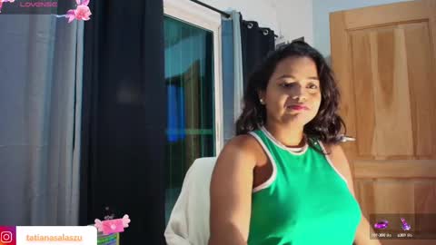 Snapshot of tatiana1004 chatting on 02/19/25, 10:56 tatiana1004 online show from 02/19/25, 10:56