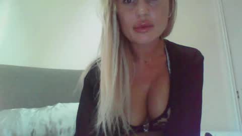tatiana19988 online show from 07/25/26, 07:00