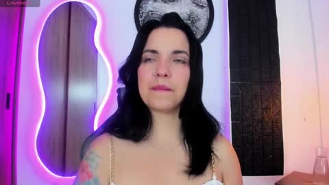Snapshot of tatiana_sc chatting on 10/02/25, 01:29 Tatiana SC online show from 10/02/25, 01:29