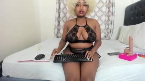 tatiana_storm online show from 02/16/26, 08:54