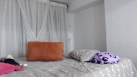 Snapshot of tatianagiraldo12 chatting on 02/04/25, 12:08 tatiana giraldo online show from 02/04/25, 12:08