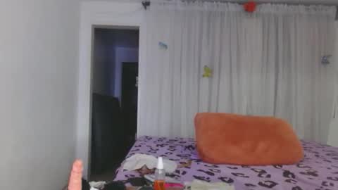 tatiana giraldo online show from 04/14/26, 02:17