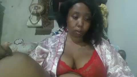 Snapshot of tatianahery chatting on 02/21/26, 04:24 tatianahery online show from 02/21/26, 04:24