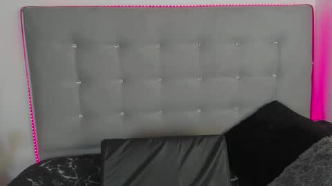 Snapshot of tatianasquirthot chatting on 05/15/26, 07:43 tatianasquirthot online show from 05/15/26, 07:43