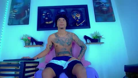 Noah online show from 04/04/26, 01:41