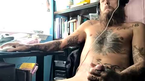 Snapshot of tattedalpha chatting on 09/12/25, 04:40 tattedalpha online show from 09/12/25, 04:40