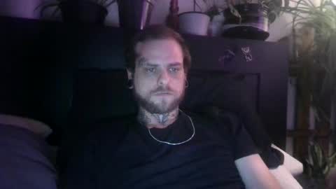 Snapshot of tattedzombie chatting on 07/08/26, 10:58 tattedzombie online show from 07/08/26, 10:58