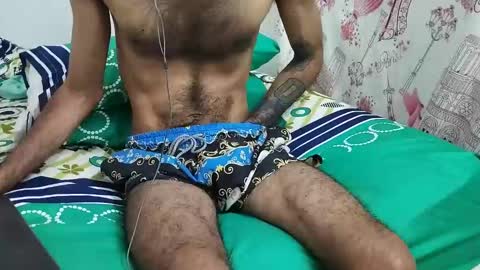 Snapshot of tatto_destroyer chatting on 12/20/24, 06:40 Fernando online show from 12/20/24, 06:40