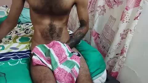 Snapshot of tatto_destroyer chatting on 02/19/25, 07:05 Fernando online show from 02/19/25, 07:05