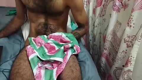 Snapshot of tatto_destroyer chatting on 10/10/25, 05:28 Fernando online show from 10/10/25, 05:28