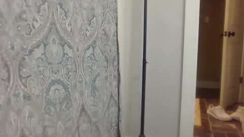 Snapshot of tattoo3333 chatting on 02/09/25, 01:22 tattoo3333 online show from 02/09/25, 01:22