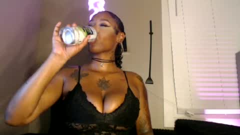 Snapshot of tattooedangelxx chatting on 06/19/26, 02:38 nyxxx online show from 06/19/26, 02:38