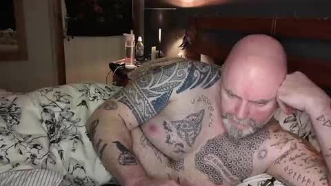Tattooeddilf 01 online show from 12/09/24, 10:41