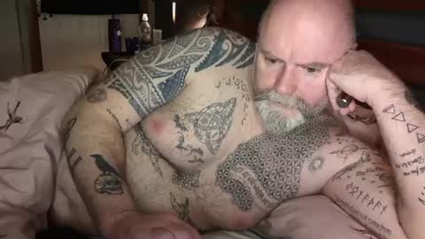 Tattooeddilf 01 online show from 12/31/24, 01:15