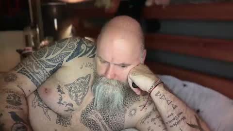 Tattooeddilf 01 online show from 12/01/25, 12:59