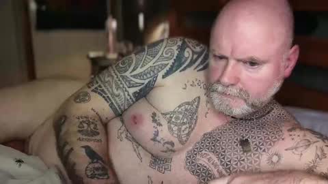 Tattooeddilf 01 online show from 03/11/26, 12:38