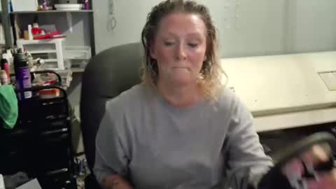 Lisa Lovely online show from 02/10/25, 11:15